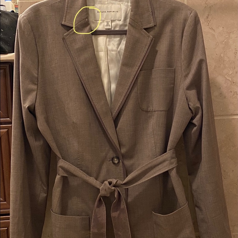 NWOT - Banana Republic suit jacket